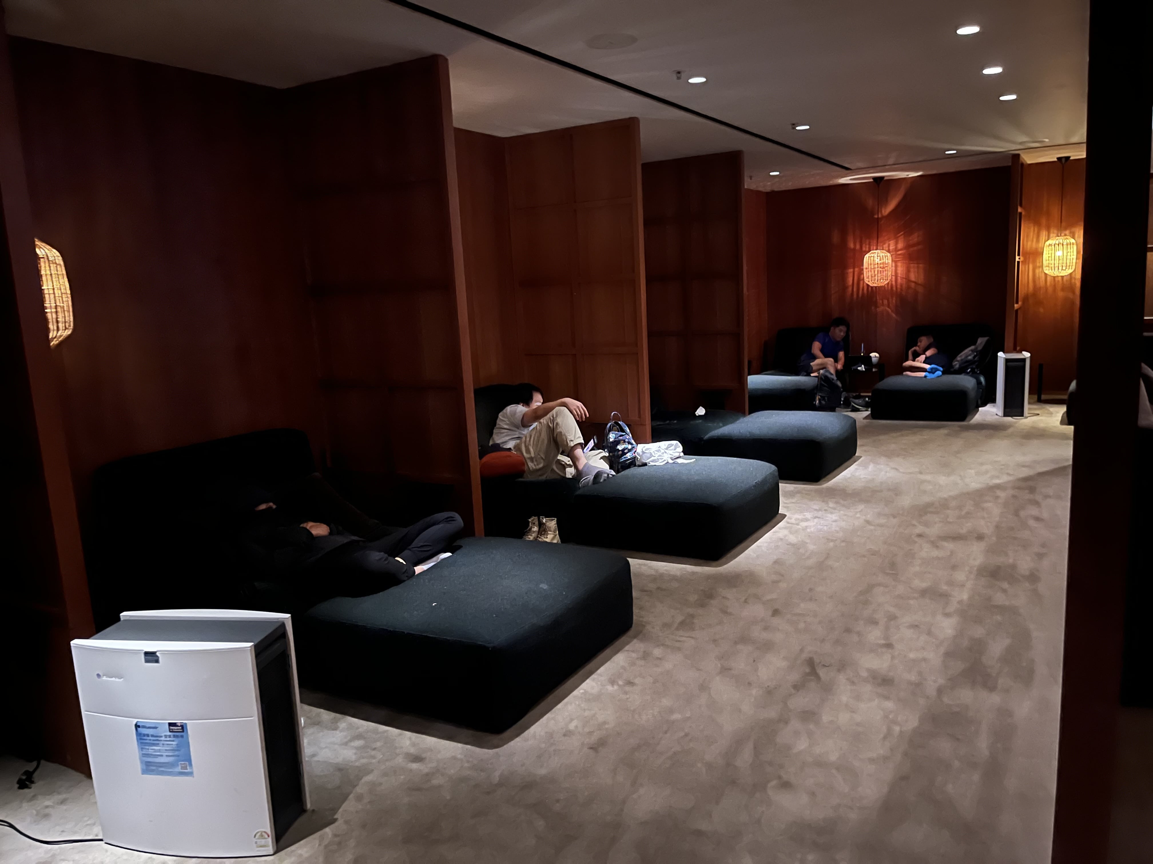 Neil Scrivener reviews Cathay Pacific's The Pier (Business), in Hong Kong's International Airport (HKG), by Gate 65.