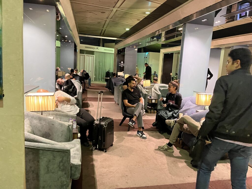 Neil Scrivener reviews the Plaza Premium Lounge in King Khalid International Airport Riyadh (RUH), accessed by Plaza Premium membership, American Express or Priority Pass.