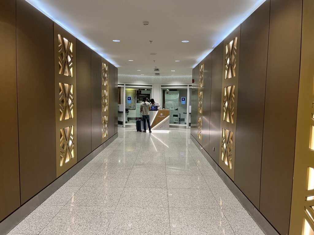 Neil Scrivener reviews the Wellcome Lounge in King Abdulaziz International Airport, accessed by Priority Pass or American Express.