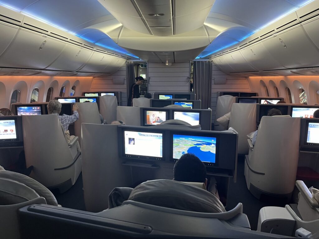 Neil Scrivener reviews Royal Jordanian's Crown Class Business Class seat on their Boeing 787-8.