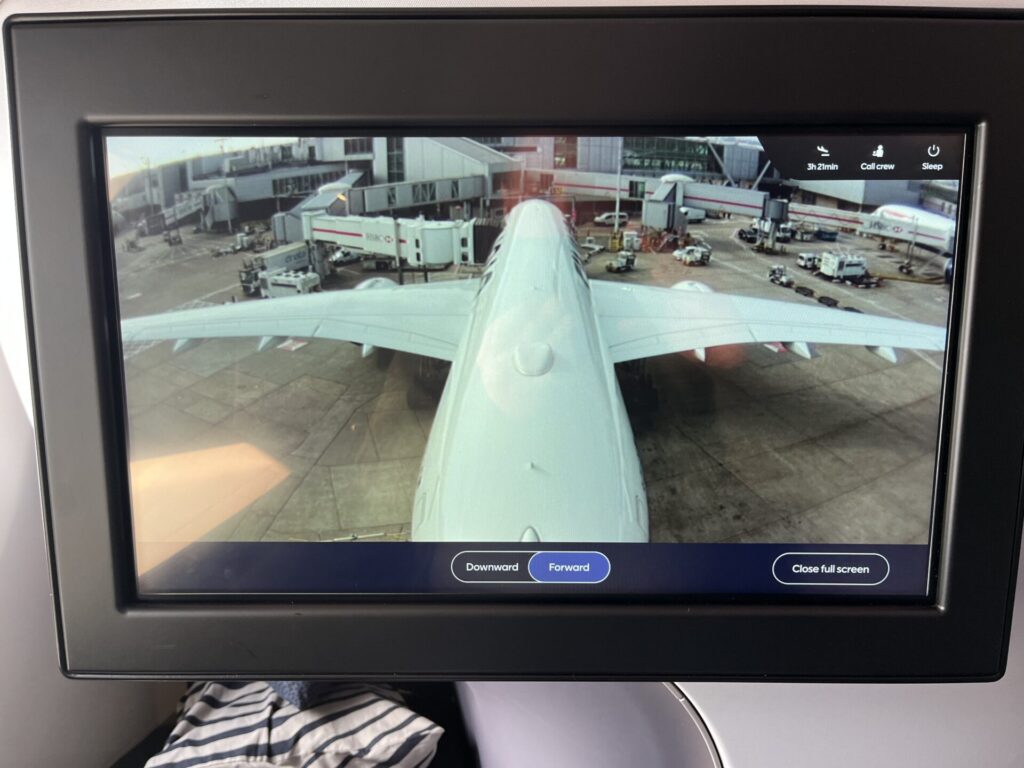 ✈️ Finnair A350 Business Class – London to Helsinki in a Long-Haul Business Class seat that doesn’t recline — smart innovation or just frugal design? 🤔💺 The short-haul AY1332 features Finnair’s A350-900 with direct aisle access, a long-haul feel, but with limited service. But does this flight act as a good showcase for those thinking about going long-haul in FinnAir's A350?