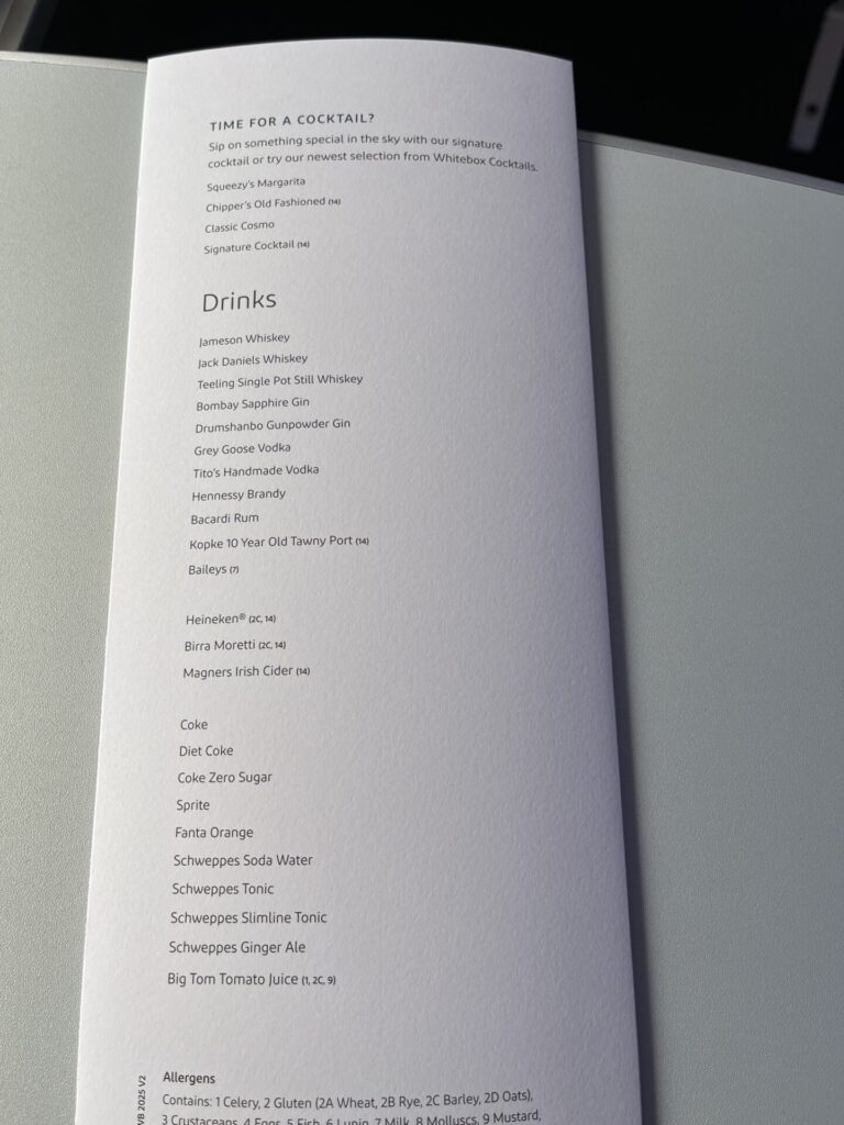 💺✈️ Aer Lingus A330-300 Business Class offers a solid transatlantic experience. The 1-2-1 seat layout ensures direct aisle access, with lie-flat beds and ample storage. Service is attentive, featuring Irish cuisine and complimentary Wi-Fi. While not the most luxurious, it provides comfort and value for long-haul travelers.