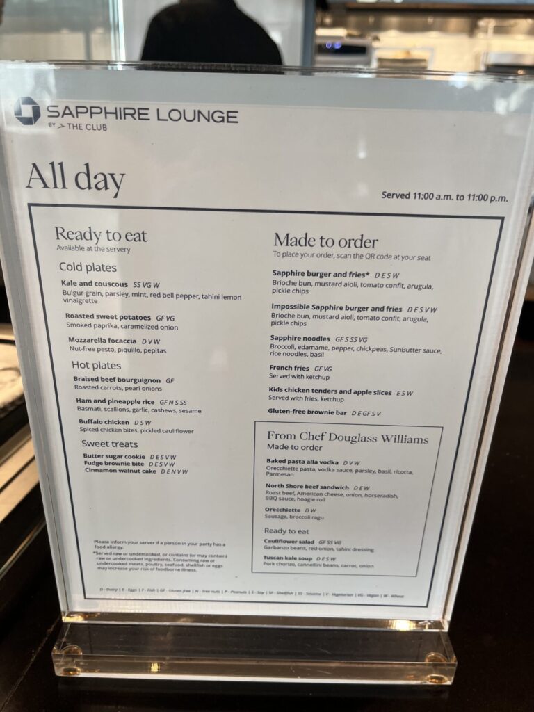 π« Escape the chaos at BOS in the stunning β¨ Chase Sapphire Lounge by The Club (Gate 39). Enjoy chef-driven bites π½οΈ, a craft beer taproom πΊ, Atomic coffee β, spa showers πΏ, and massage chairs πββοΈβall with harbor views π. Priority Pass + Sapphire Reserve welcome! πβοΈ
π Read the full review to see if itβs worth the visit!
