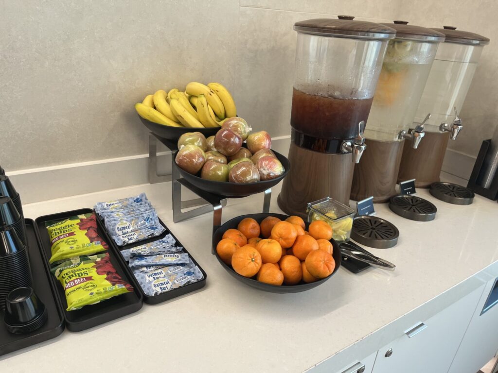 π« Tucked away in BOS Terminal B, the Admirals Club offers solid comfort, snacks, and runway views βοΈ. Not the flashiest, but a welcome break before your next hop. Worth it with a day pass or Oneworld status? You decide. π